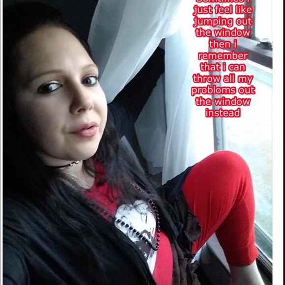 Meet your Posher, Riss - Picture 3 of 4